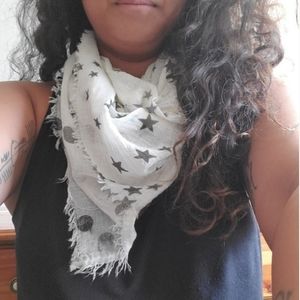 Brown & white star & circle scarf
